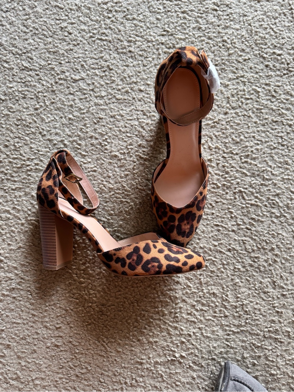 Leopard Print High Block Heel Women's Pumps
